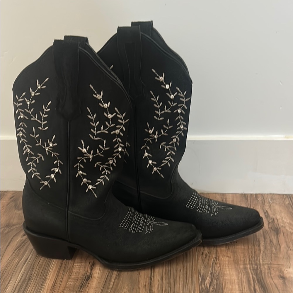 Black Embroidered Western Boots
